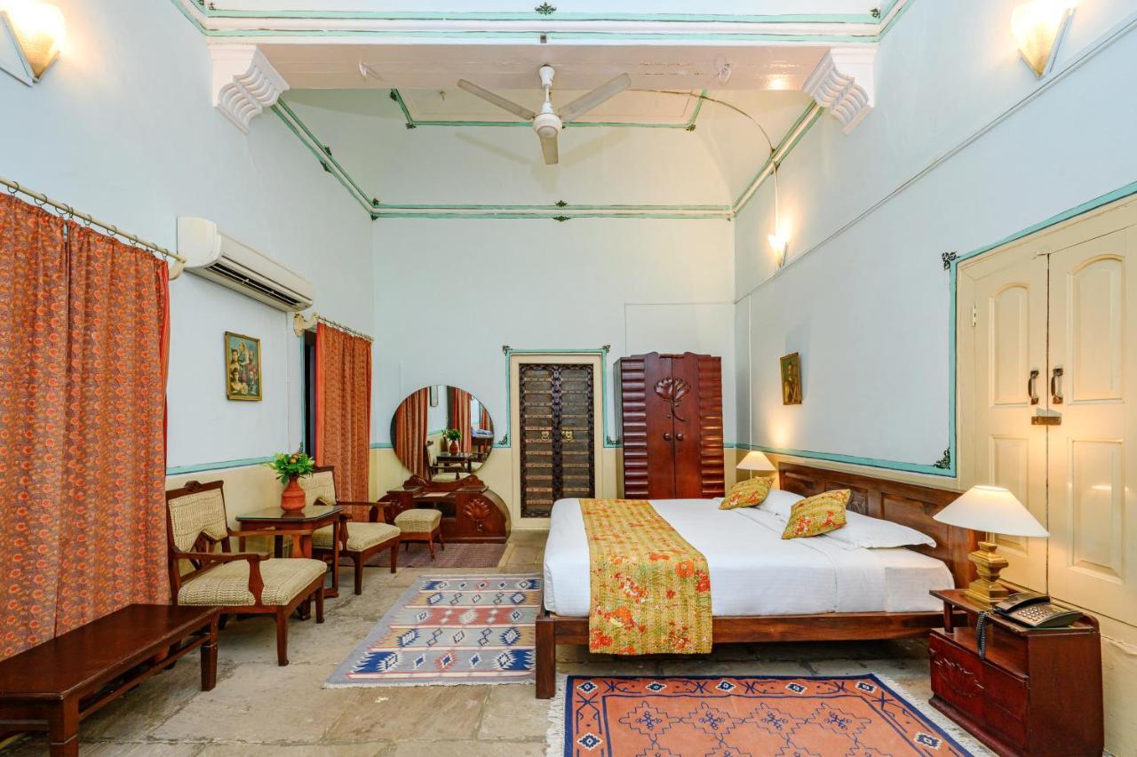Neemrana'S - Piramal Haveli Otel Bagar Dış mekan fotoğraf
