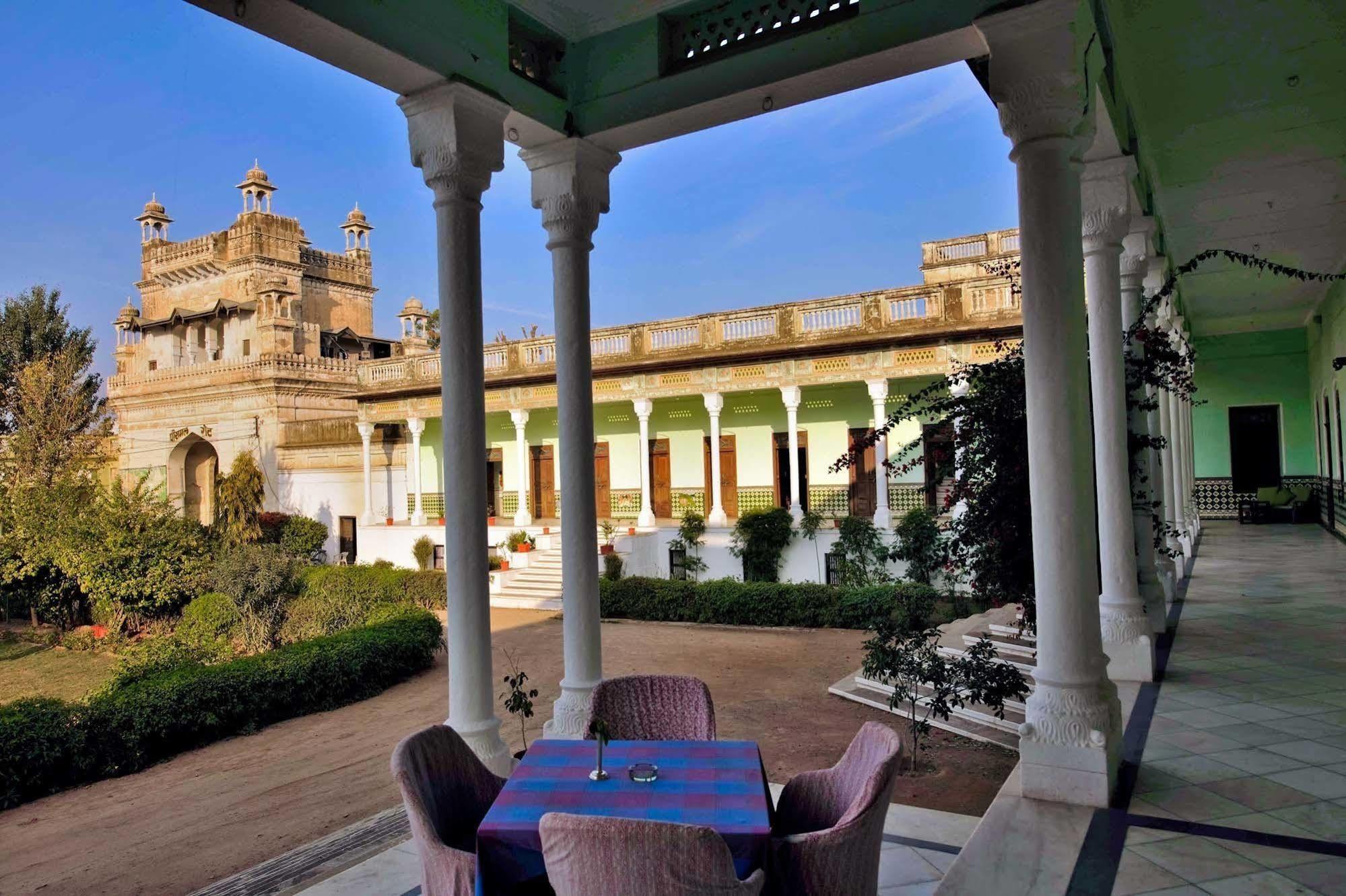 Neemrana'S - Piramal Haveli Otel Bagar Dış mekan fotoğraf
